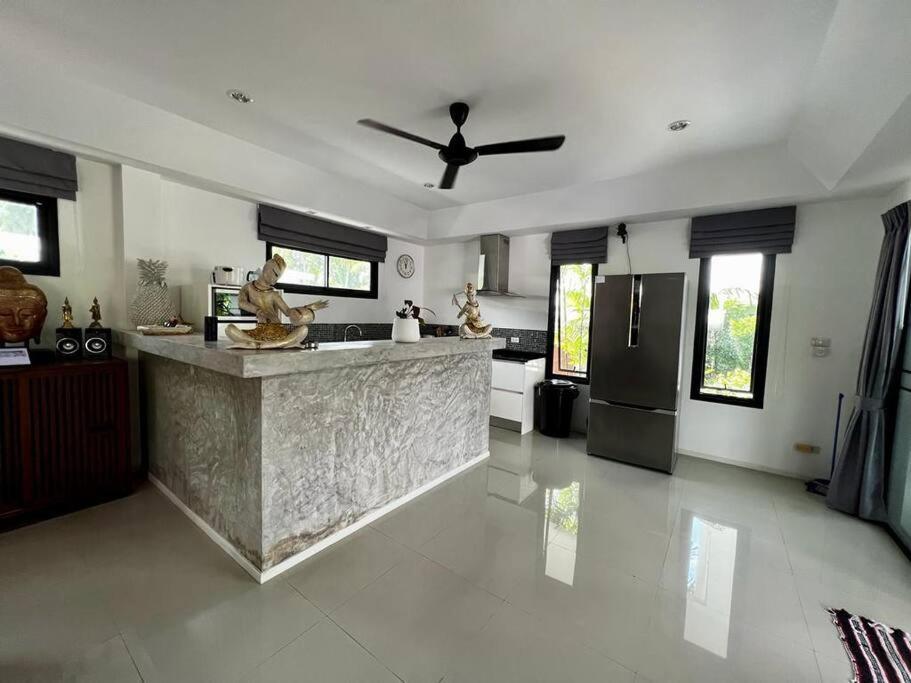 Darring 4 Piscine Ko Samui