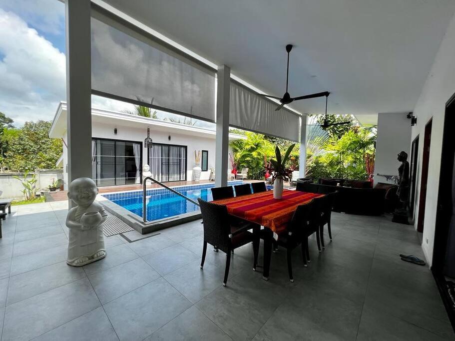 Darring 4 Piscine Villa Ko Samui