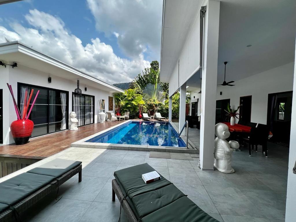 Darring 4 Piscine Villa Ko Samui
